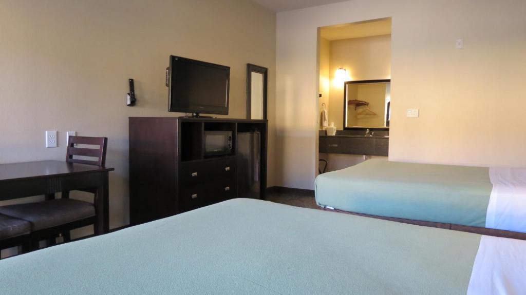 Grand Inn And Suites Хюстън Стая снимка
